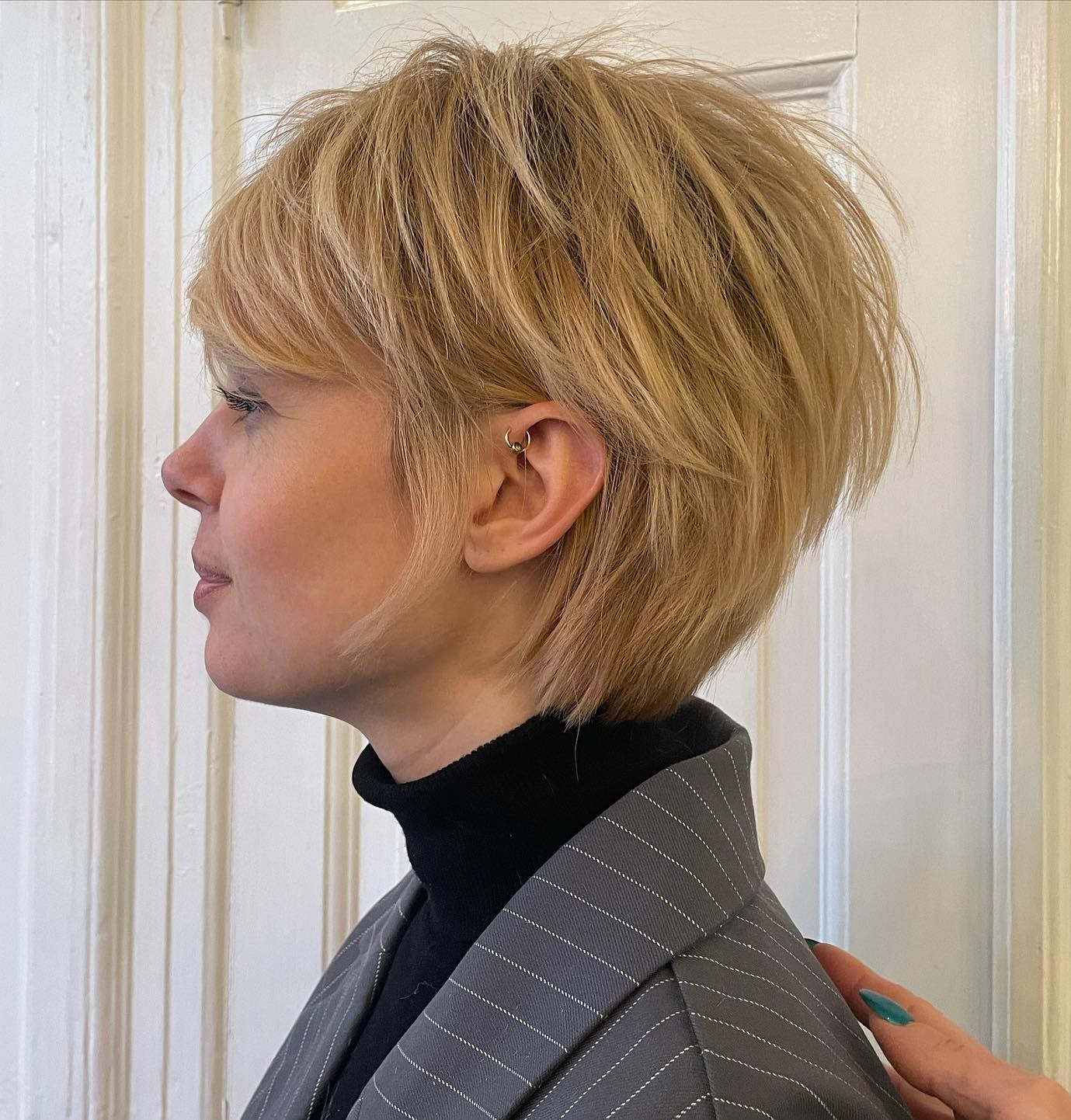 Wispy Wolf Cut for Blondes Chic Blonde Pixie Wolf Haircut