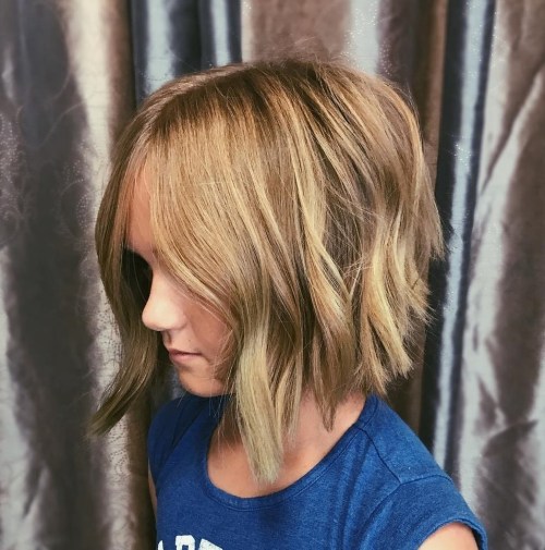 Girls' Inverted Choppy Bob