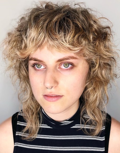 Shaggy Cut for Naturally Curly Hair Texture Shaggy Middle Length Cut for Wavy Hair