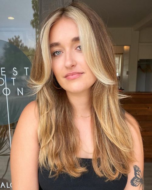 Chin Length Soft Curtains Chin Length Highlighted Curtain Bangs