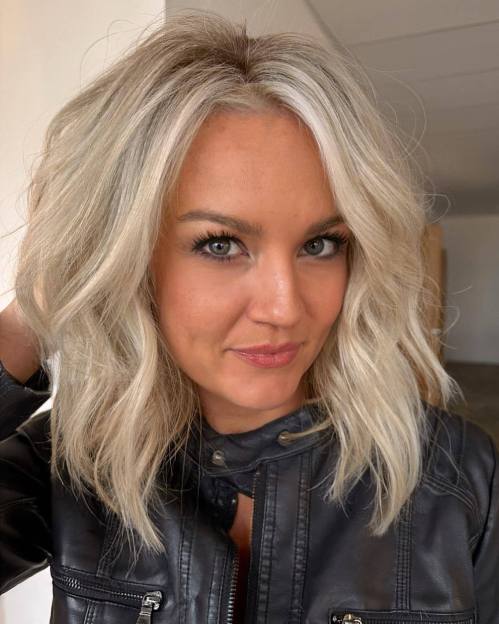 Tousled Rooted Creamy Blonde Lob