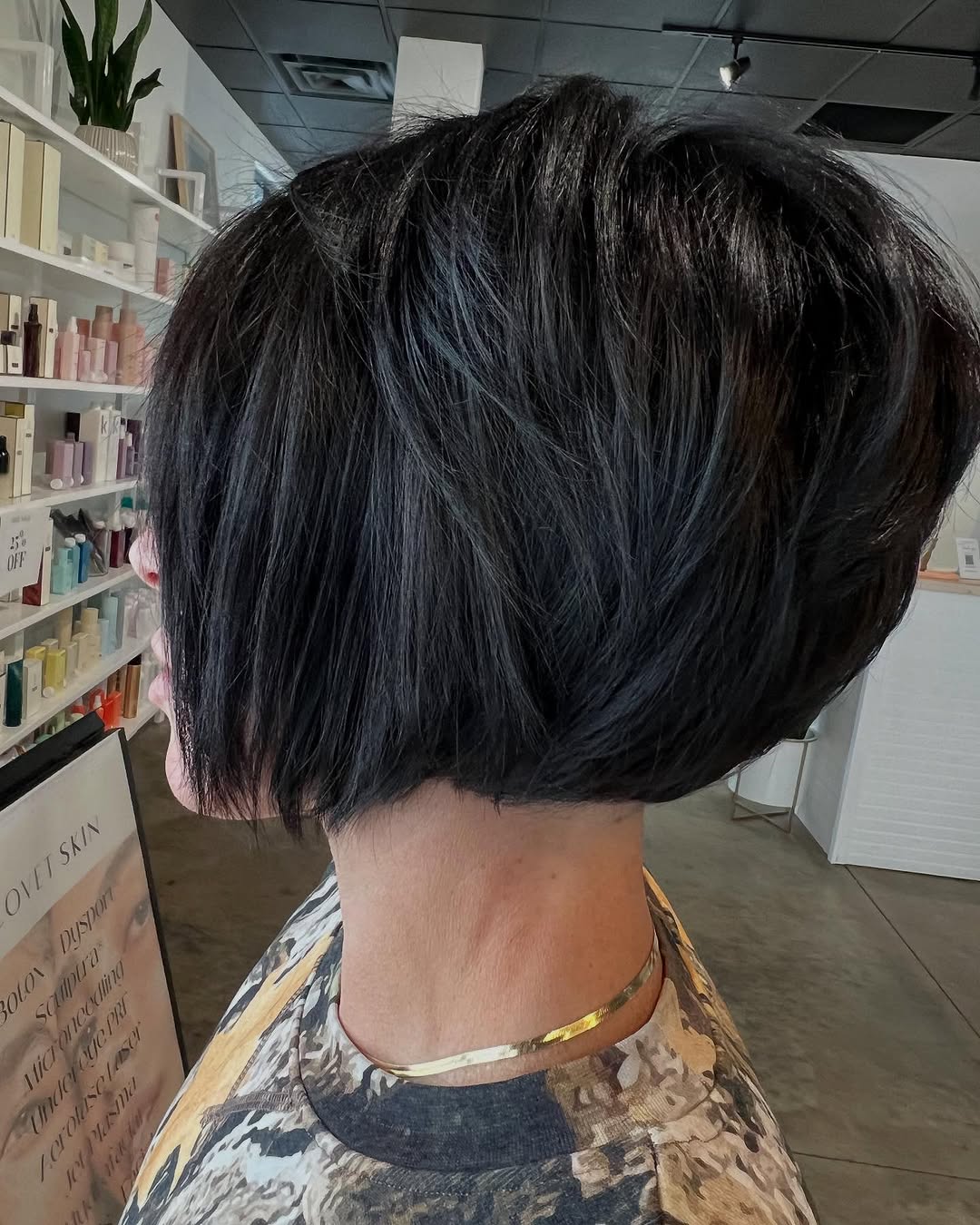 Graduated Bob Short Graduated Bob