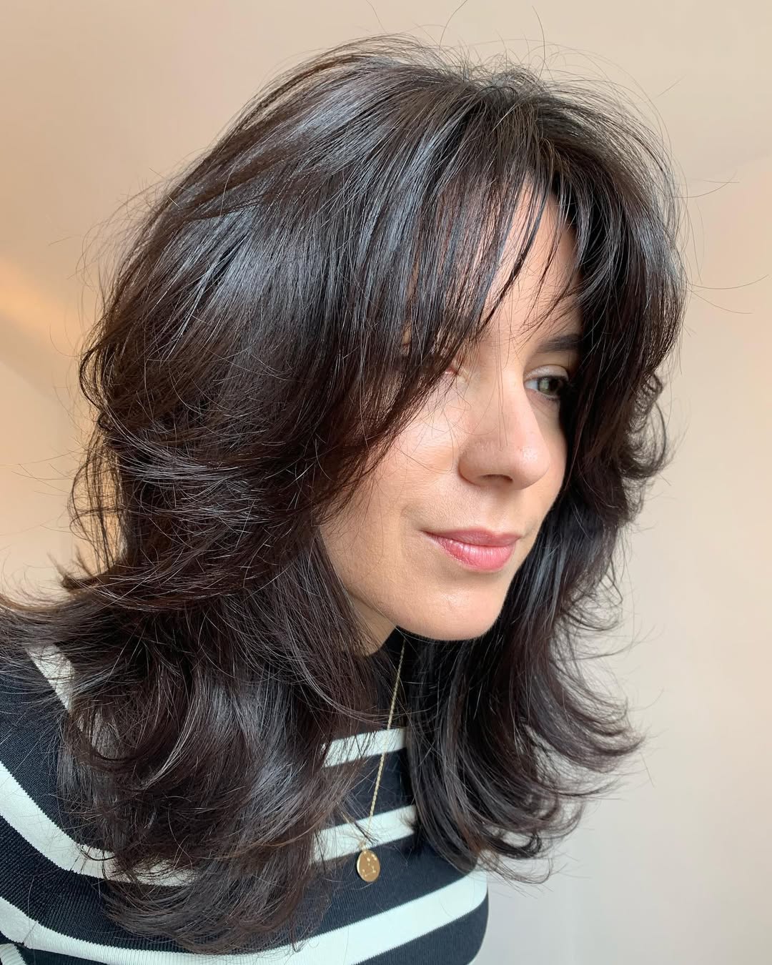 Voluminous Medium Wolf Cut