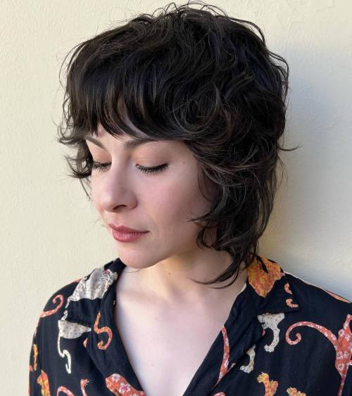 Short Messy Wavy Shag with Bangs