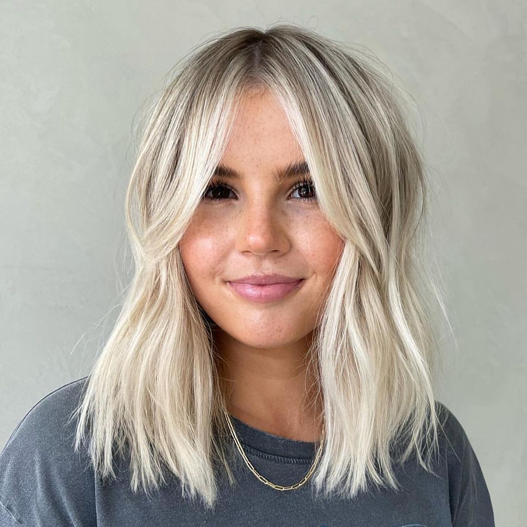 Shoulder-Length Blunt Cut