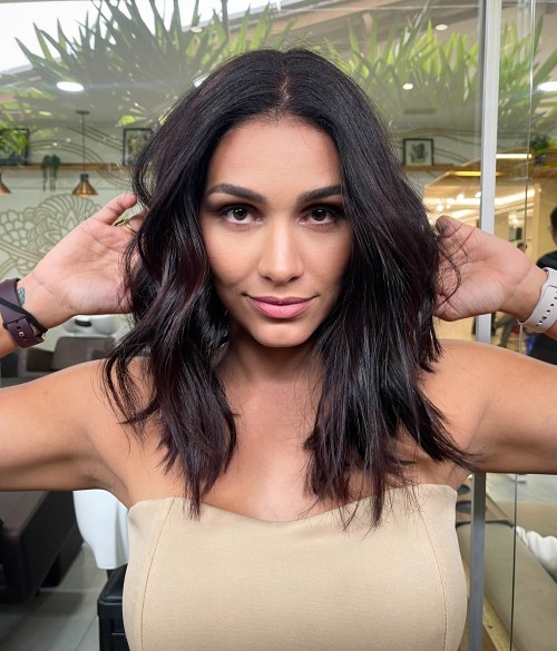 Edgy Armpit Length Sliced Shag