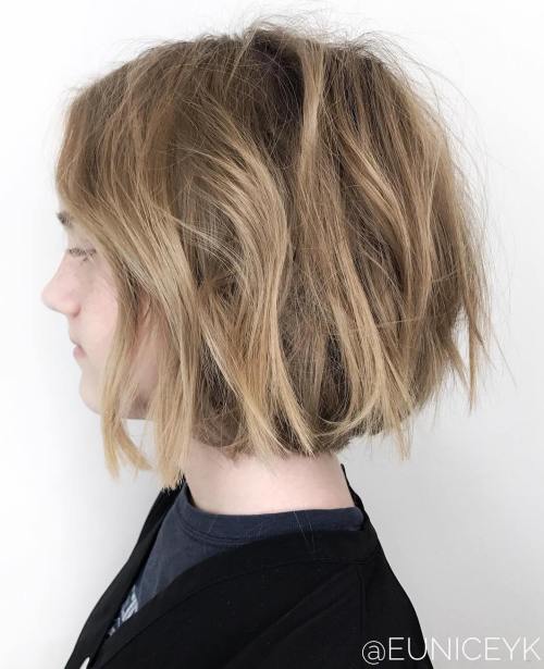Teenage Girl's Messy Bob